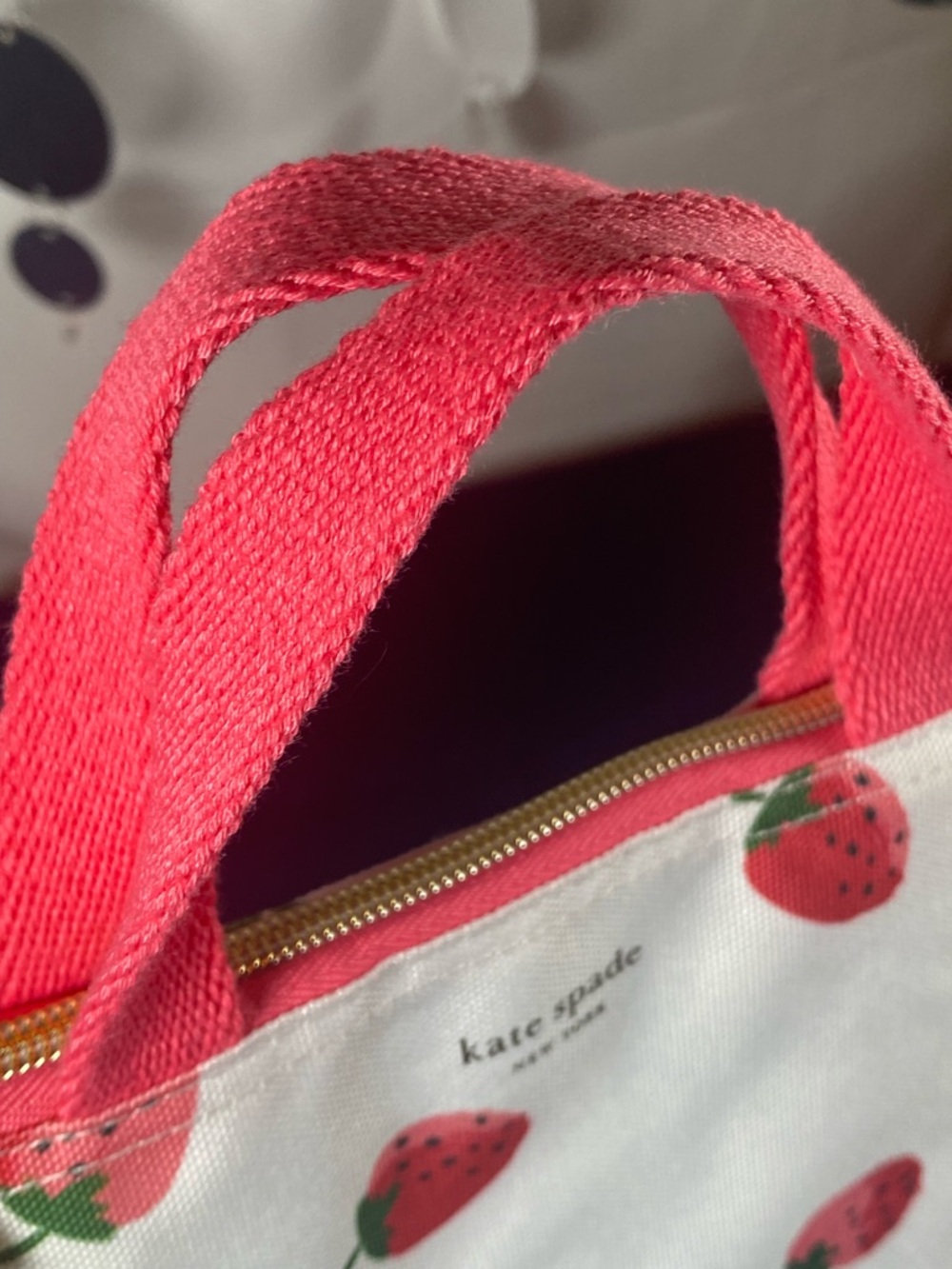 Kate Spade ♠️ White Canvas Strawberry Lunch Tote with Pink and Green accents - Picture 4 of 10